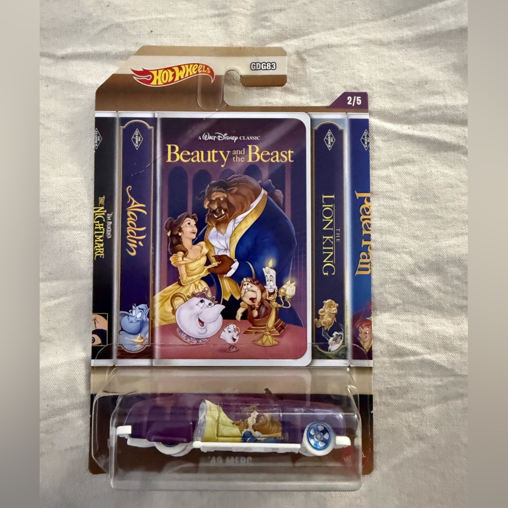 Hot Wheels Disney Set - Picture 3 of 8